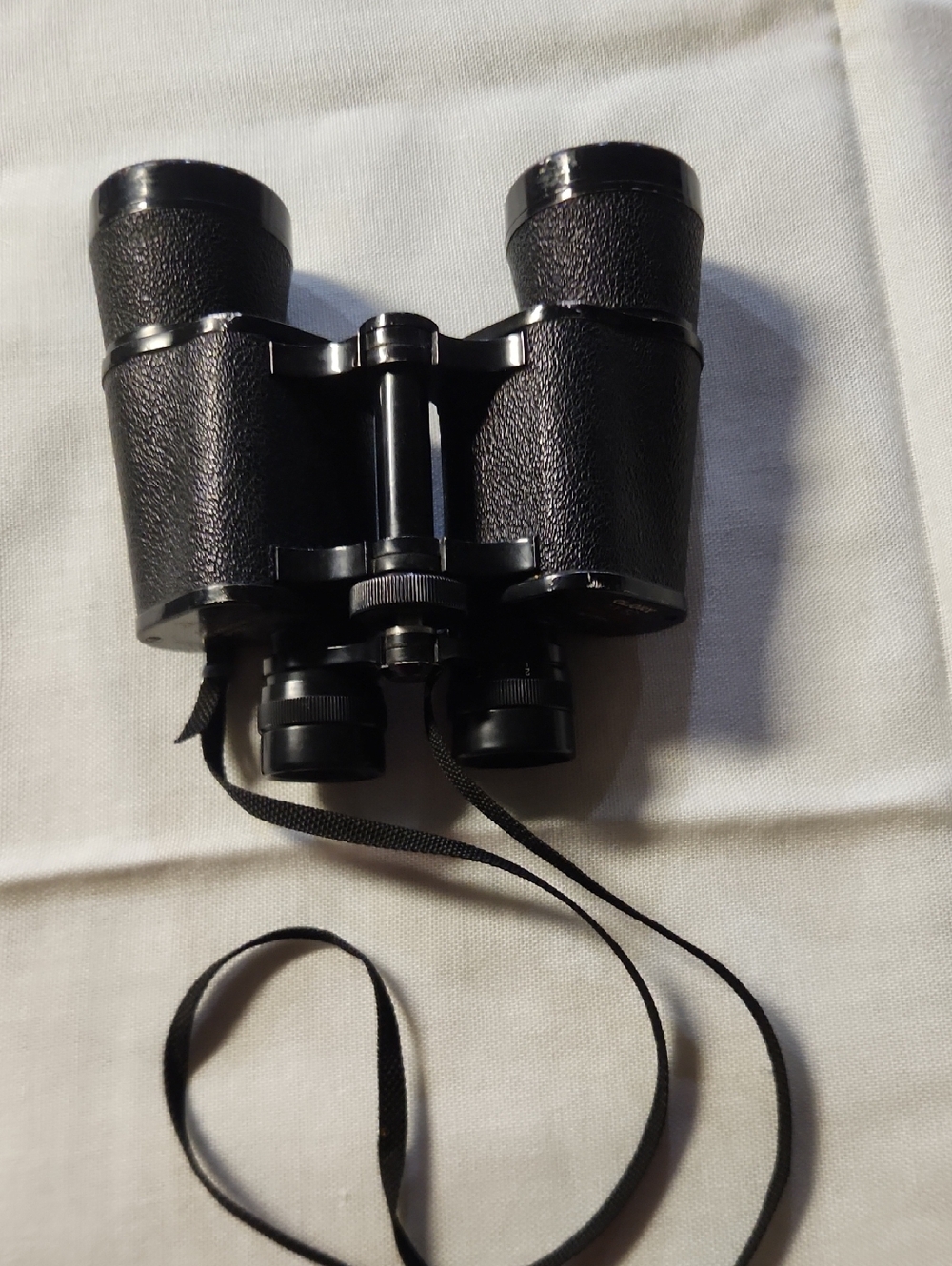 Vintage Glory Classic Black Compact Binoculars with Neck Strap